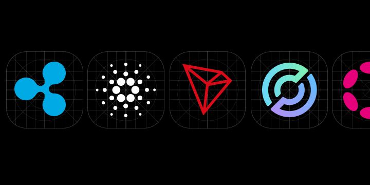 リップル、カルダノ、トロン、エンジンコイン、オーキッドの暗号通貨ロゴが黒背景に並んでいる。